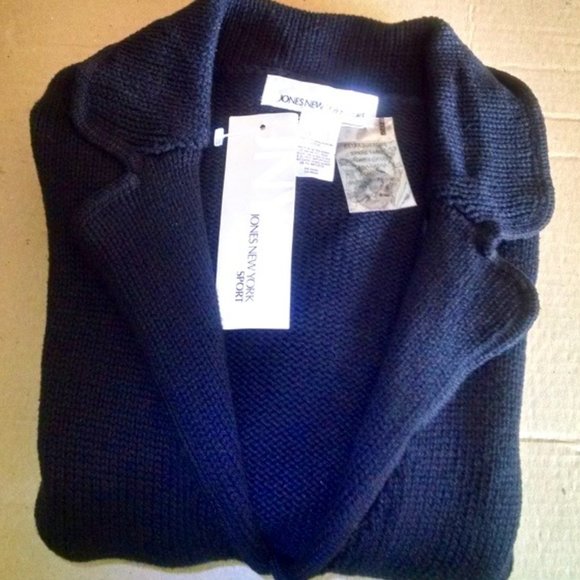 Jones New York Jackets & Blazers - Vintage Beautiful Sweater Jacket